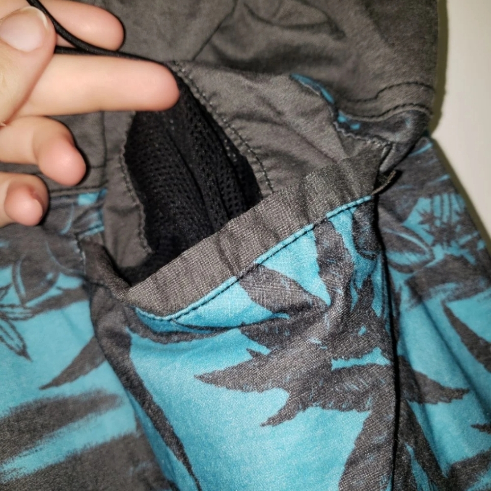 Swim Trunks - Picture 5 of 7